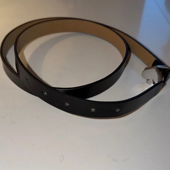 Kate Spade Black Leather Belt with Silver Spade Buckle - Picture 6 of 9